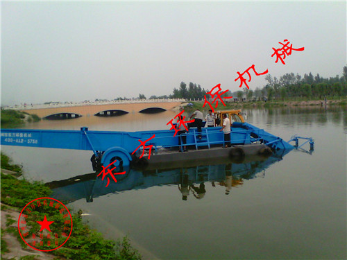 山东聊城市水利局订做全自动苴草收割船（输送仓加长型）DFGC-110 型【工作视频】