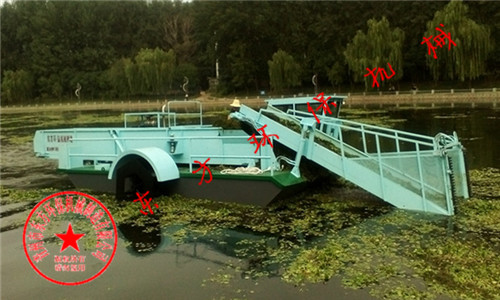 河南南阳市水务局购买的DFGC-85 型全自动割草船【工作视频】